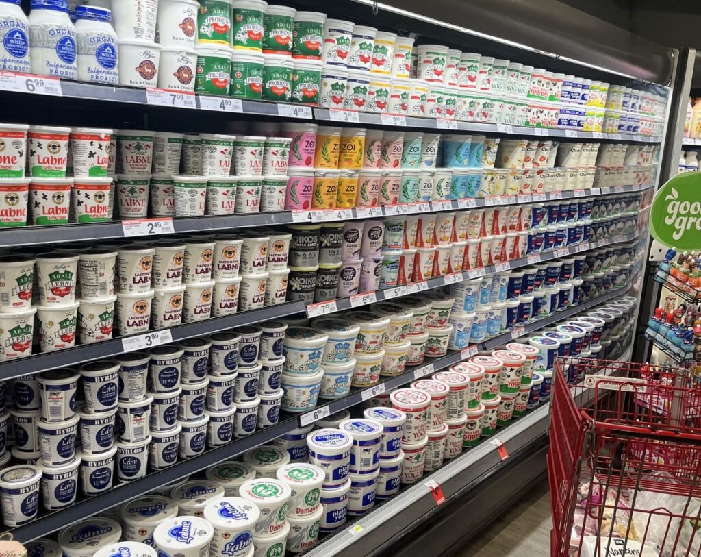 Mediterranean grocery store in Altadena